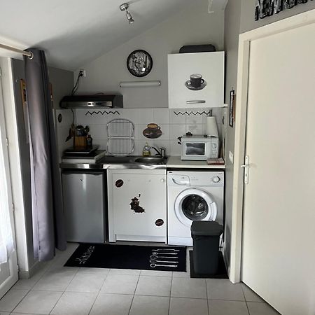 Le Velo Rouge Apartment La Douze Ngoại thất bức ảnh
